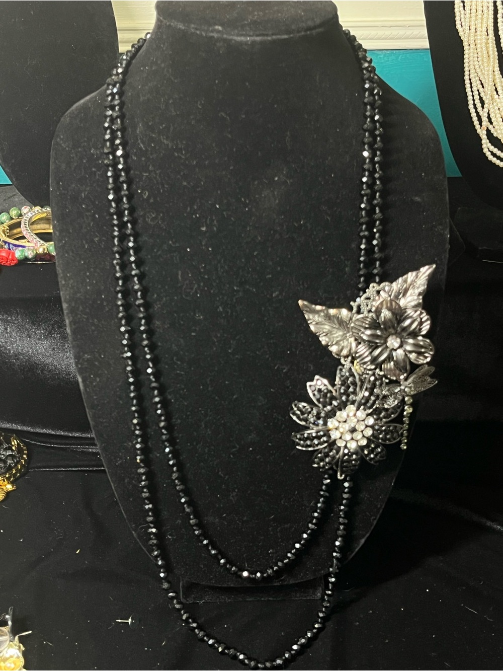 “Gothic Garden Party” Artisan Vintage Glass Floral Handwired Clasp Necklace - Picture 2 of 8